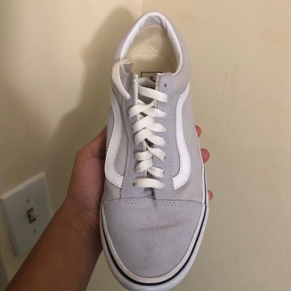 shoes - Picture 1 of 2